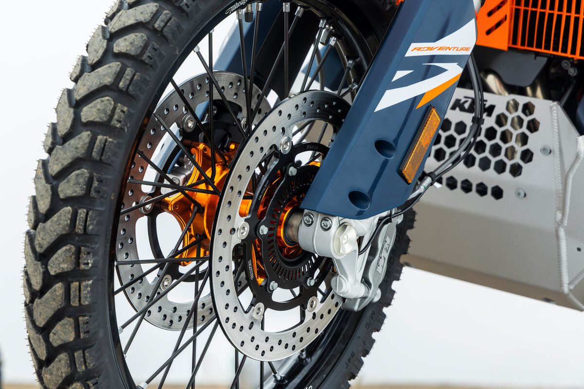 KTM 890 Adventure R Braking