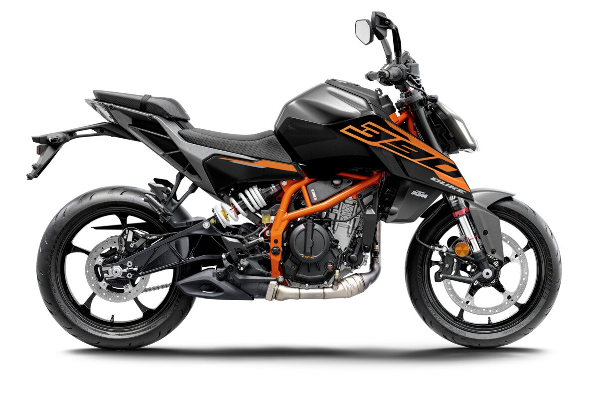 KTM 390 Duke — Front Left
