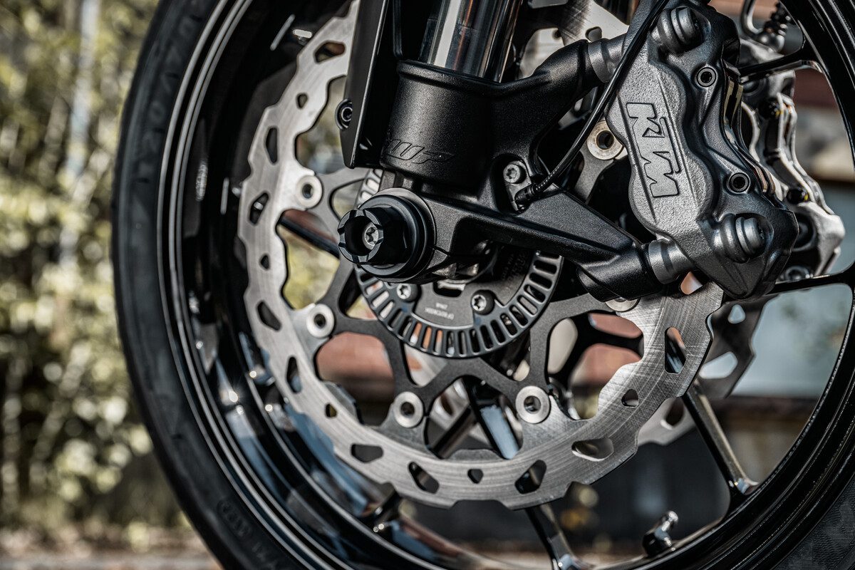 KTM 790 Duke — Brakes